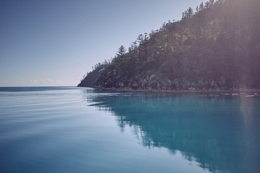 WHITSUNDAY LIGHT